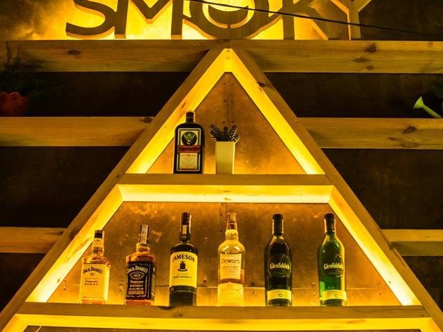 Бар Smoky Hookah Bar | вул. Хорива, 25/12