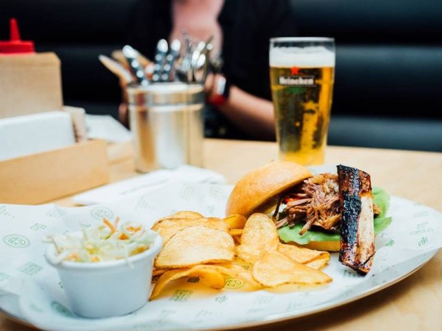 Бар Star Burger | вул. Петра Сагайдачного, 37