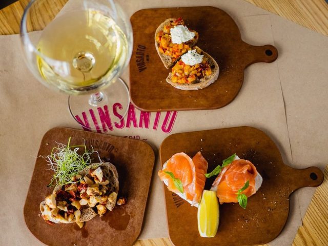 Бар Vinsanto Wine bar в Киеве