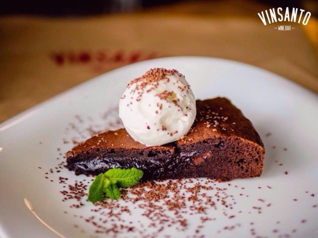 Бар Vinsanto Wine bar в Киеве