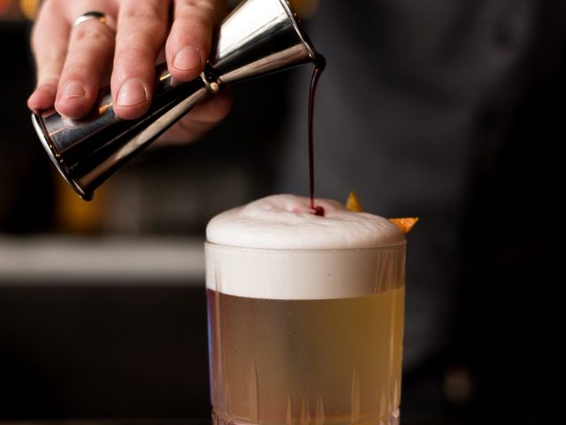 Bar Why Cocktail Bar | Volodymyra Ivasiuka Ave, 24