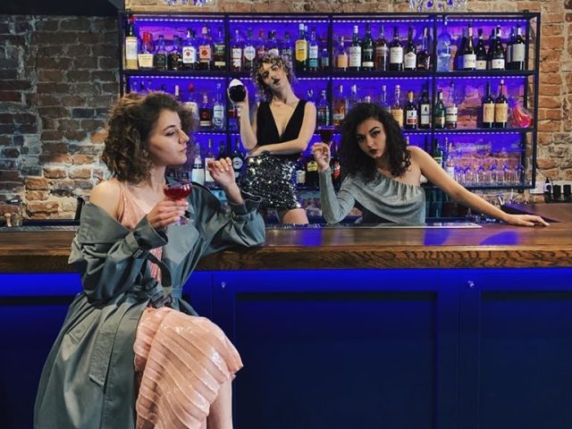 Бар Wine bar «Колишня» | пл. Данила Галицького, 12