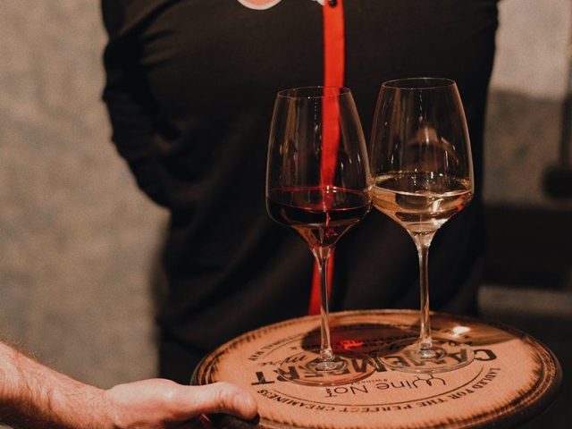 Бар Wine Not | вул. Саксаганського, 9