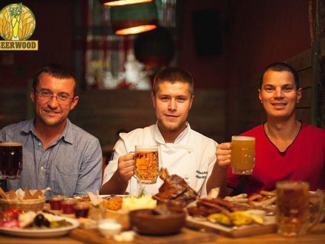 Паб BeerWood | ул. Елены Телиги, 41