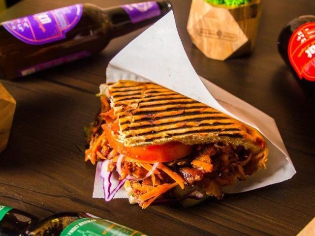 Fast food Berliner Döner | Tarasa Shevchenka Blvd, 31