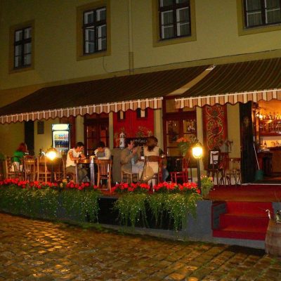 Cafe 1 | Староєврейська вул., 3