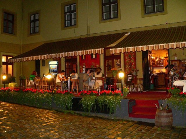 Cafe 1 | ул. Староеврейская, 3