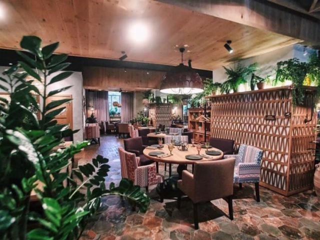 Restaurant Chachavarnia | Rusanivska Naberezhna, 10
