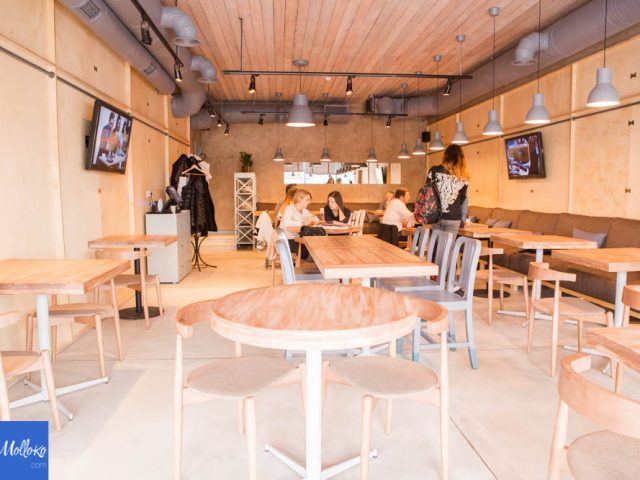 Café Cherry coffee roasters & cakes | Kyiv