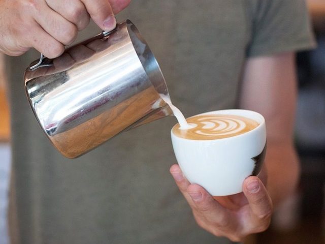 Coffee kiosk na Rusanovke | Kyiv