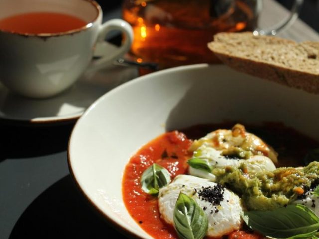 Бар Dellicia Gastro Bar | Зарічна вул., 6 к2
