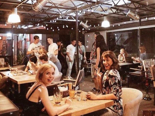 Бар depstor friendly bar | вул. Квітки-Основ’яненка, 1 — фото 2