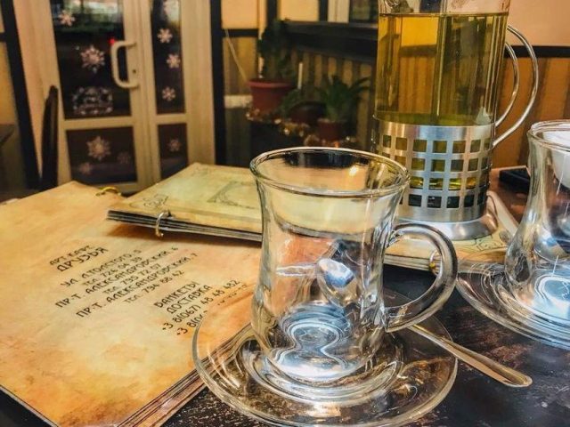 Кафе Друзья | улица Киры Муратовой, 5