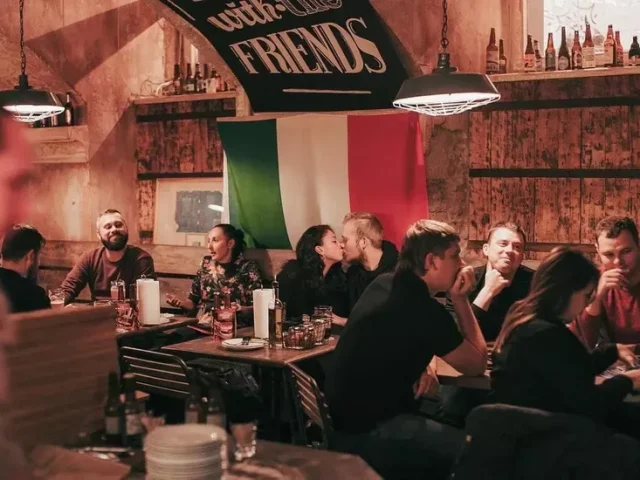 Бар Друзья и Пиво | ул. Дерибасовская, 9