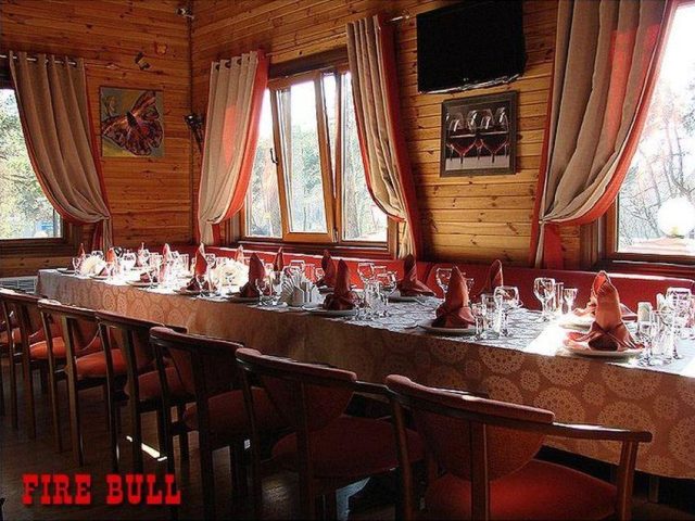 Ресторан Fire Bull | Польова вул., 1
