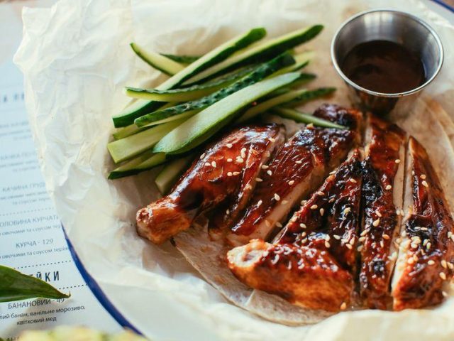 Ресторан Gastro Family Market | просп. Володимира Івасюка, 16-Б