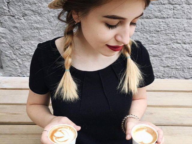 Cafe Bez dverei | Sichovykh Striltsiv St, 10-B