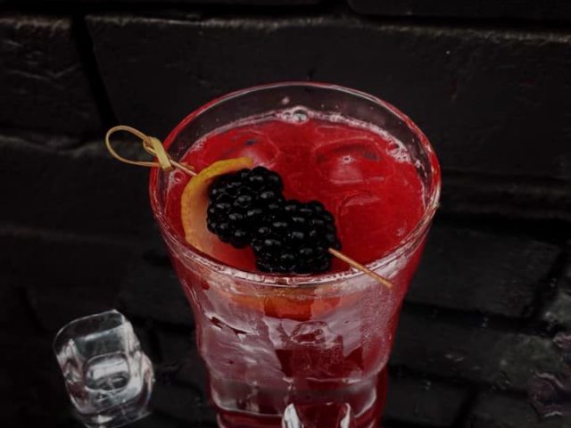 Кафе BLCK hookah BAR | вул. Петра Сагайдачного