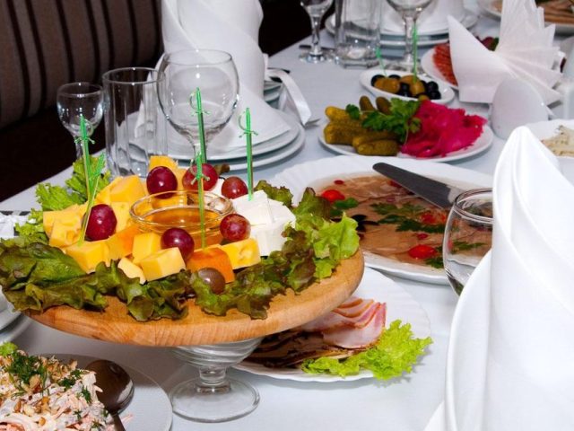 Cafe Edem | Liudvyha Svobody Ave, 31
