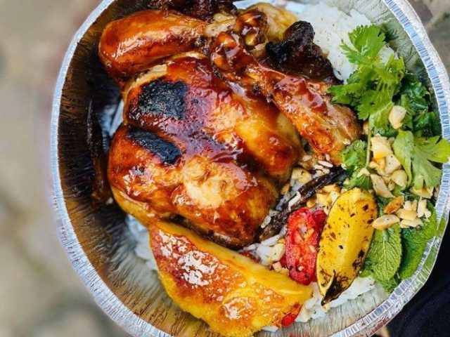 Кафе EPIC CHICKEN CAFE | вул. Миколи Вороного, 3