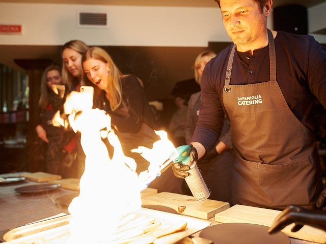 Кафе Кейтеринг La Famiglia Catering | Балтийский пер., 20