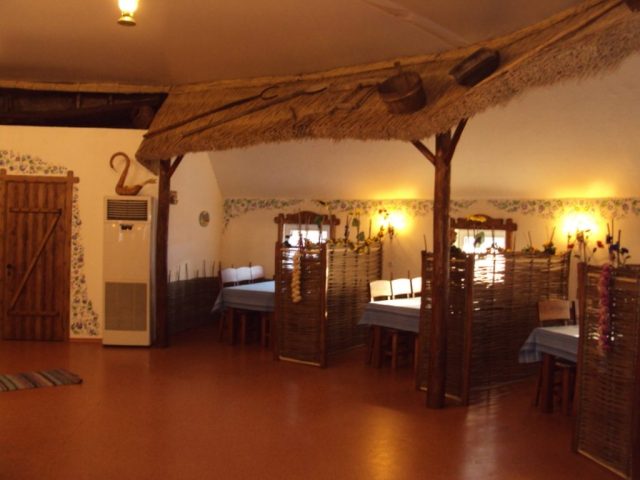 Cafe Khutir na Berezanivtsi | Festyvalnyi Lane