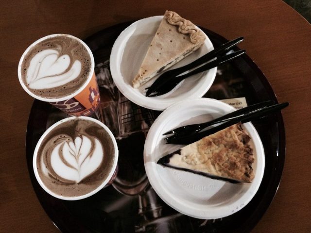 Кафе Kredens Cafe | Столичне шосе, 103