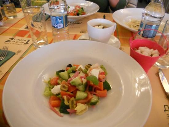 Кафе Pesto cafe | просп. Академіка Глушкова, 13-Б