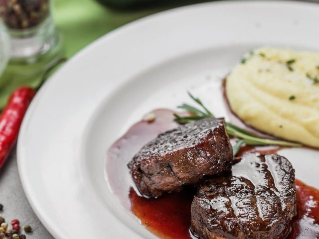 Кафе Pesto Cafe | вул. Митрополита Андрея Шептицького, 4