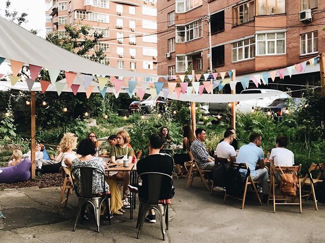 Кафе Small Talk cafe | ул. Дмитриевская, 19-Б