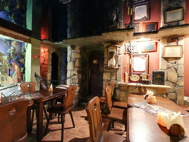 Cafe Zolotyi Dukat | Ivana Fedorova St, 20