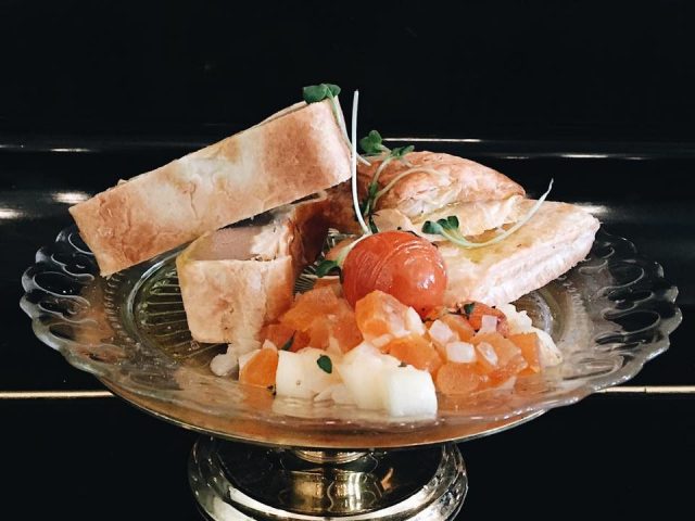 Restaurant Zyhzah | Reitarska St, 13