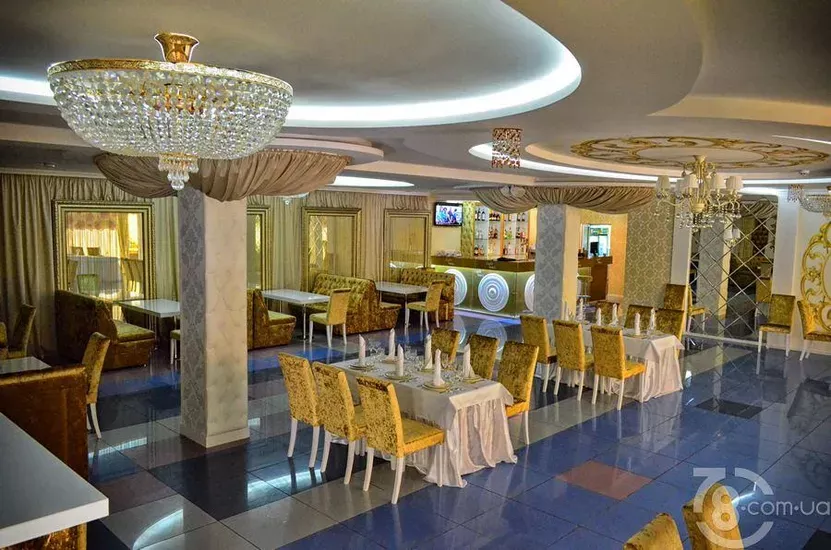 Restaurant Light Hall | Valentynivska St, 2a