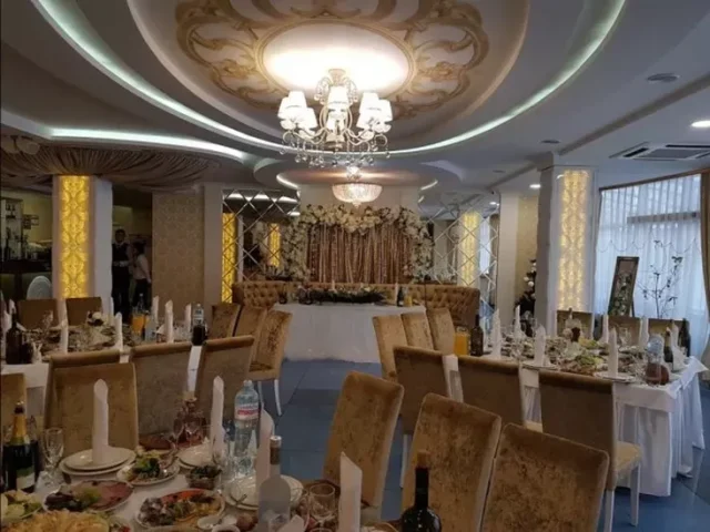 Ресторан Light Hall | ул. Валентиновская, 2а