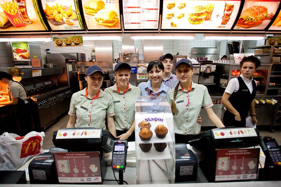 Кафе McDonald’s | вул. Івана Миколайчука