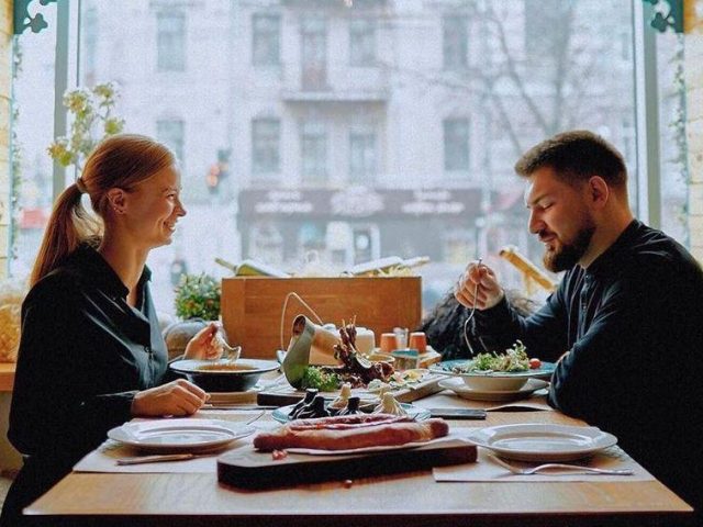 Ресторан Ой, мамо | вул. Саксаганського, 109/20