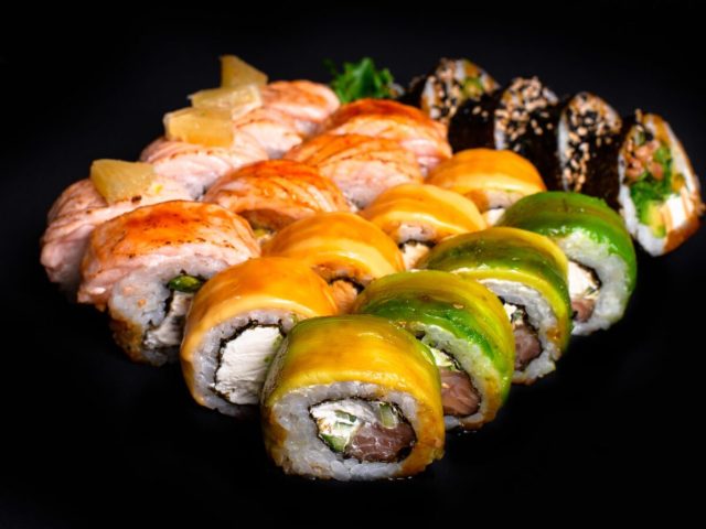 Фастфуд Osama Sushi | Соборна вул.