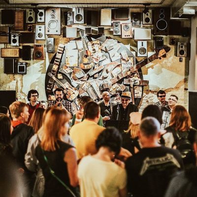 Pub Bratyska | Sichovykh Striltsiv St, 3