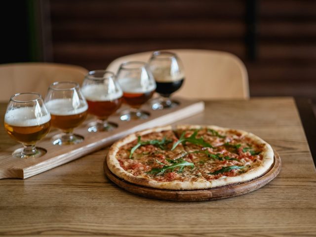 Паб Качка BREWERY | вул. Чорноморського Козацтва