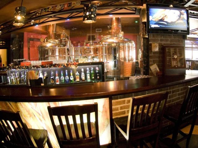 Pub Pyvaryum | Beresteiskyi Ave