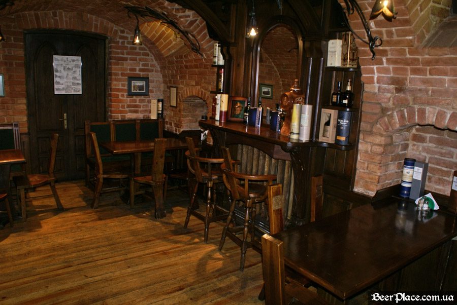 Pub Shamrock | Dmytra Yavornytskoho Ave, 41