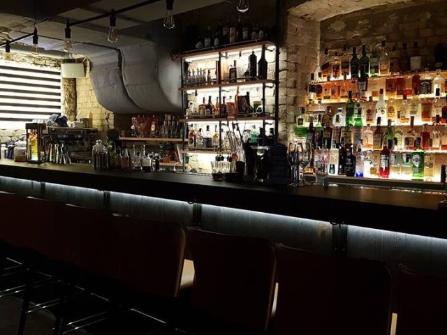 Паб Val Bar & Pub | ул. Ярославов Вал, 9