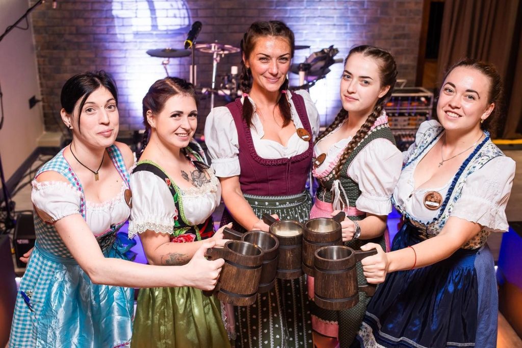 Паб Zivot A Pivo | ул. Евгения Коновальца, 15 к3