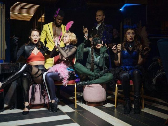 Ресторан Razzle Dazzle | Паркова дорога, 2