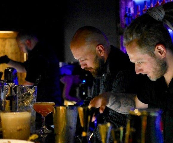 Ресторан Bar 8 | ул. Архитектора Николаева, 7