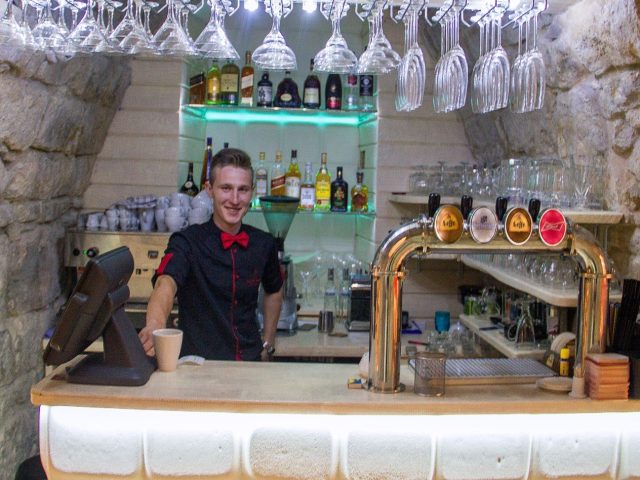 Ресторан Bar B.Q. | просп. Свободи, 1/3