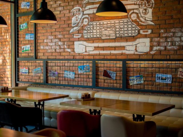 Ресторан Cadillac Grill Bar | Одеса