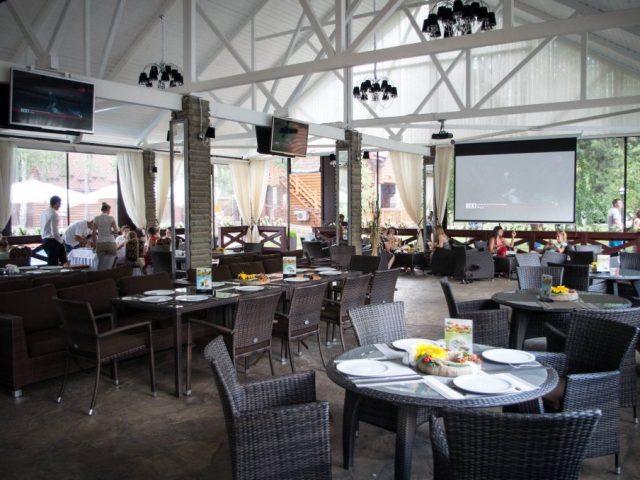 Restaurant Chetyre Sezona | Kyiv