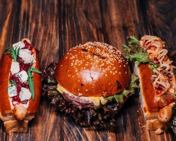 Ресторан City Hot Dogs | просп. Степана Бандери, 23-А