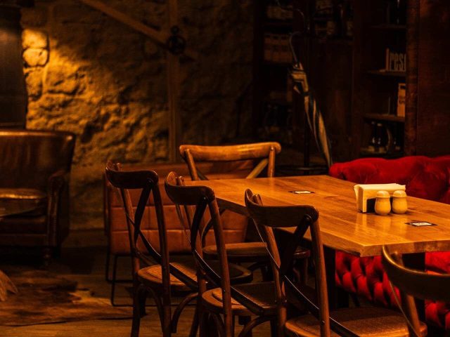 Ресторан Craft&Kumpel' Futura Hub | ул. Кульпарковская, 200-А
